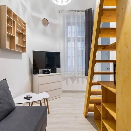 Swarz'S Downtown Apartment Budapest Bagian luar foto